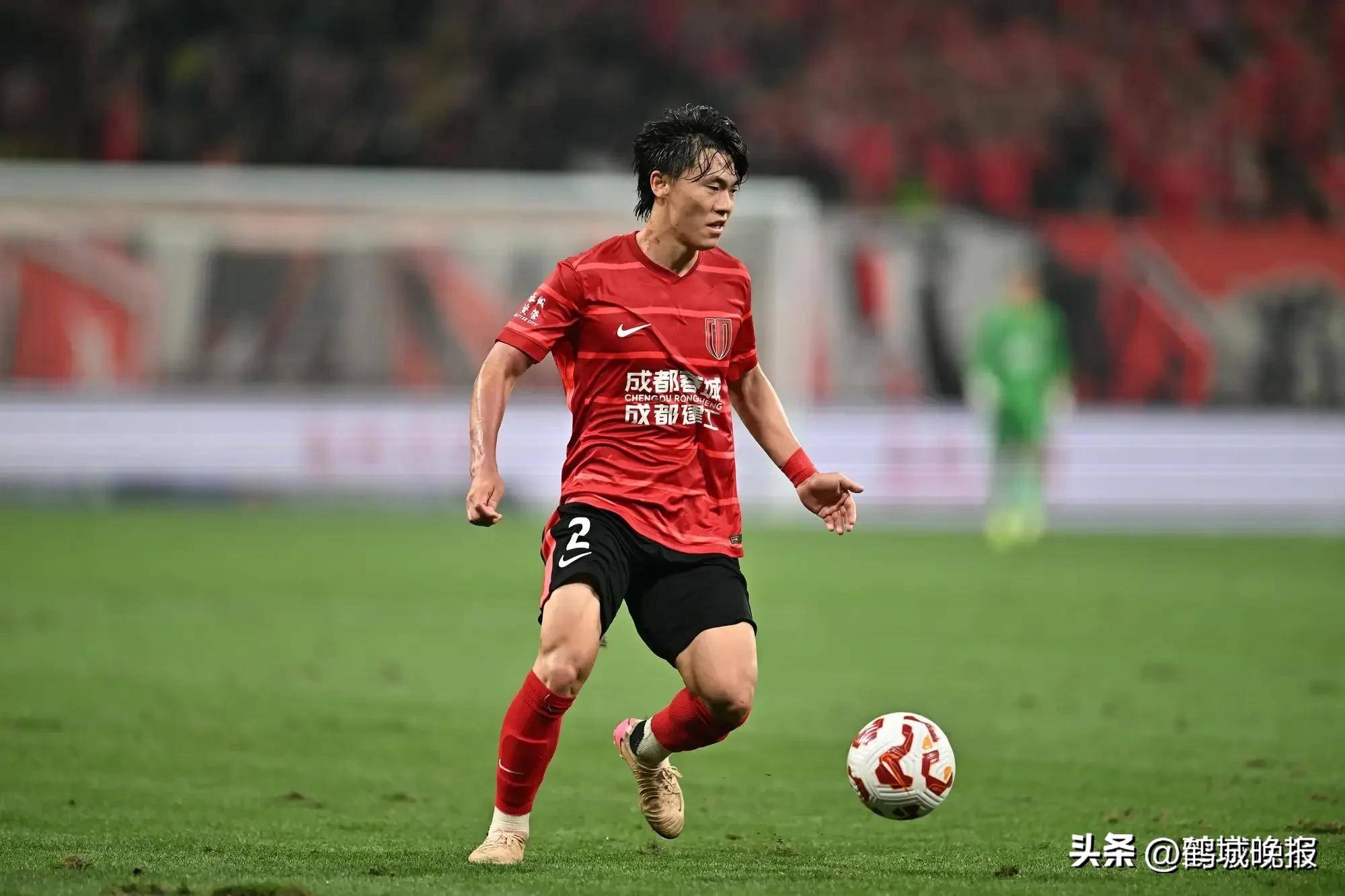 泰山五连胜继续领跑积分榜，武磊主帅陷下课危机！的简单介绍